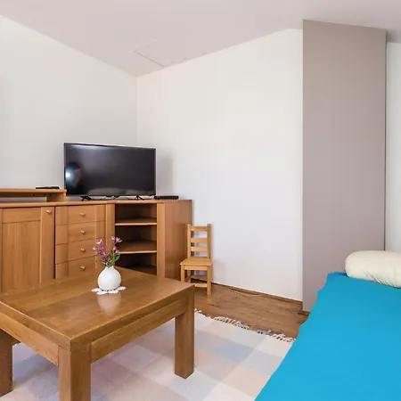 Appartement 3 Bedroom Stunning In