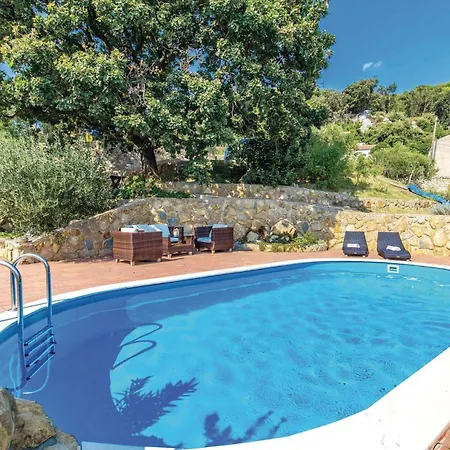 3 Bedroom Stunning In Supetarska Draga
