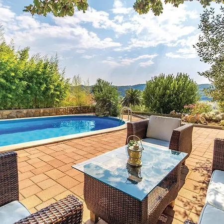 3 Bedroom Stunning In Supetarska Draga